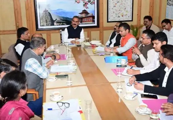 Shimla: सरकारी स्वास्थ्य सेवाओं को मिलेगा बल, विशेषज्ञ डॉक्टरों को मिलेगा अतिरिक्त आर्थिक लाभ