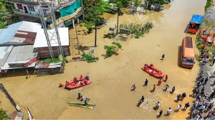 Guwahati: असम में बाढ़ का कहर जारी, 5 जिलों के 147 गांवों में 31 हजार से अधिक लोग अब भी प्रभावित