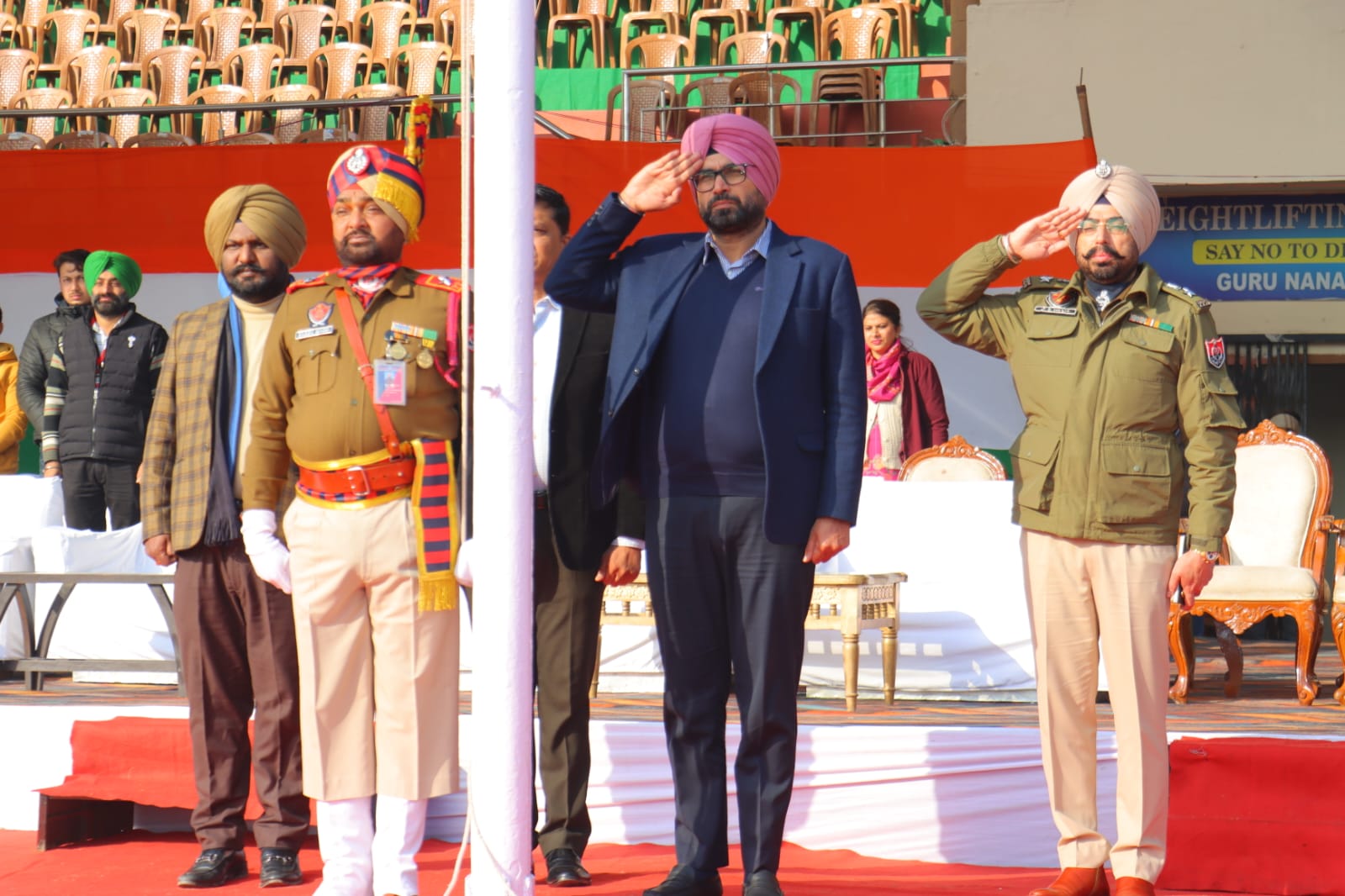 डिप्टी कमिश्नर दलविंदरजीत सिंह की अगुवाई में जिला स्तरीय गणतंत्र दिवस समारोह की फुल ड्रेस रिहर्सल सम्पन्न