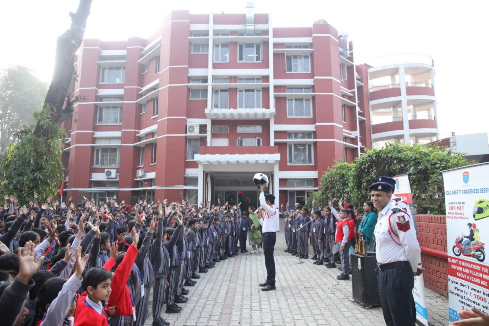 चंडीगढ़ ट्रैफिक पुलिस का विशेष जागरूकता अभियान