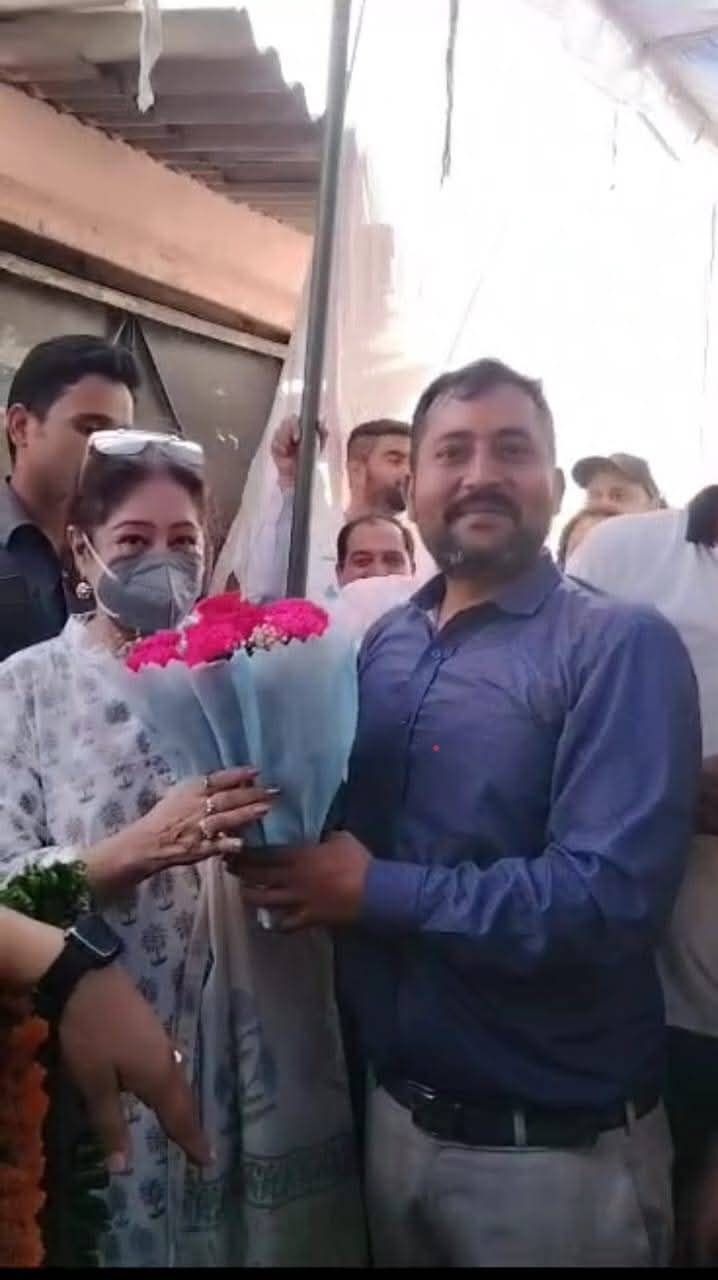 विरोध से श्रेय तक: आम आदमी पार्टी की दोहरी राजनीति बेनकाब