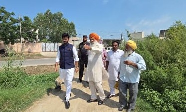 Hoshiarpur: 23 लाख की ग्रांट से अहिराणा खुर्द में चल रहे विकास कार्य: विधायक डॉ. ईशांक कुमार