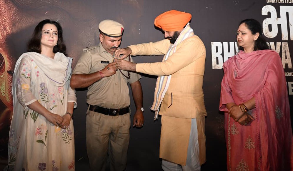 Chandigarh: 'भारत भाग्य विधाता' फिल्म की स्क्रीनिंग पर मुख्यमंत्री श्री नायब सिंह सैनी कहा, आम नागरिक ही हैं भारत के असली भाग्य विधाता