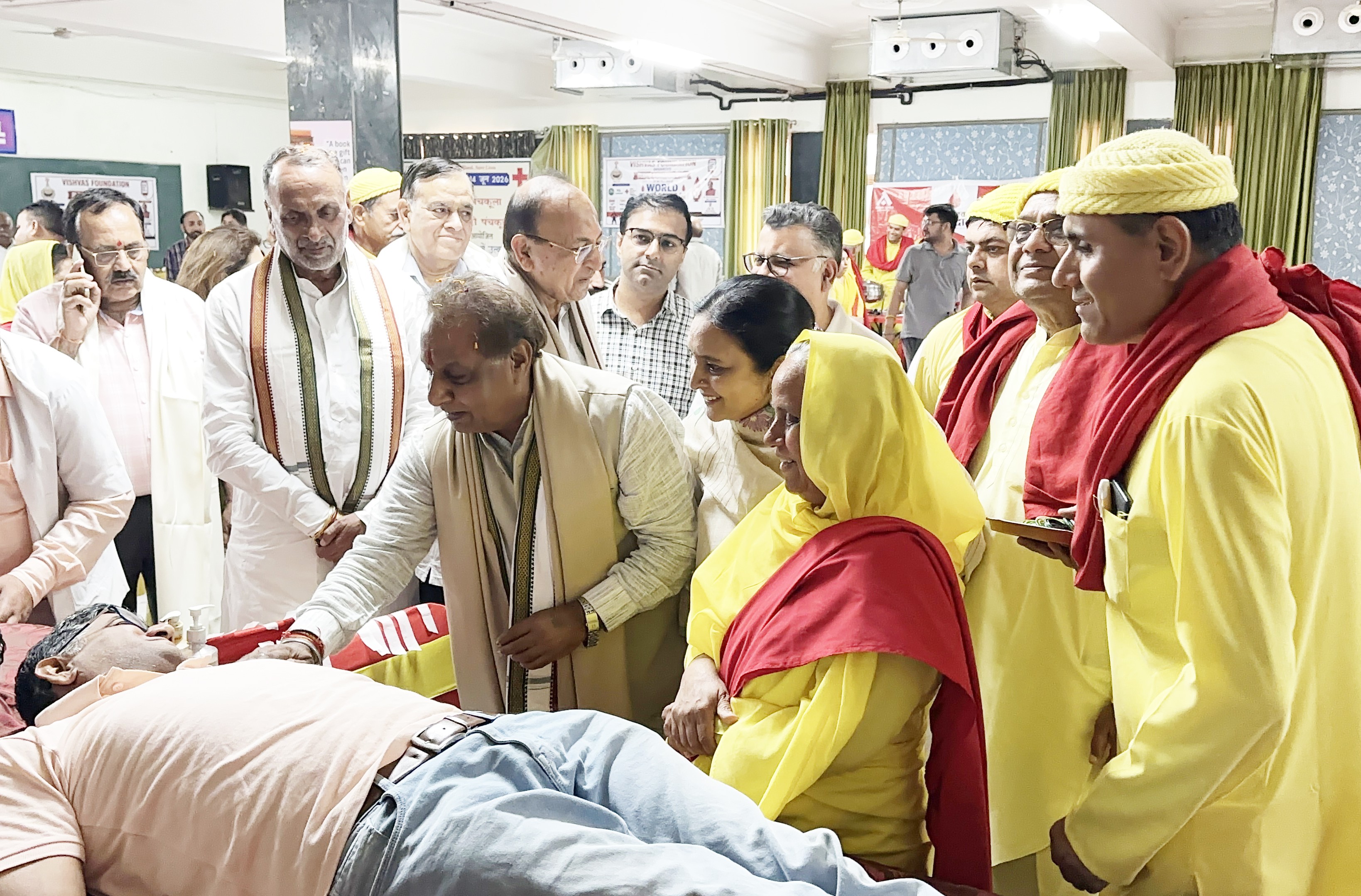 Panchkula: विश्व रक्तदाता दिवस पर विश्वास फाउंडेशन द्वारा आयोजित रक्तदान शिविर में युवाओं में दिखा भारी उत्साह