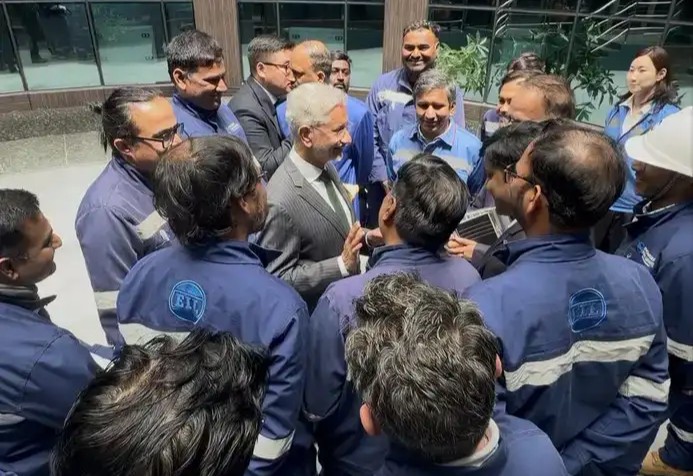 New Delhi: जयशंकर का मंगोल रिफाइनरी प्रोजेक्ट दौरा, ऊर्जा सहयोग को मजबूत करने की दिशा में बड़ा कदम