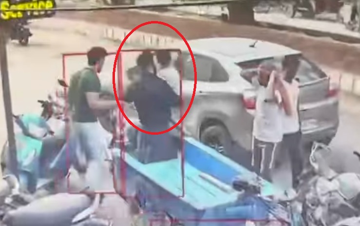 मार्शल आर्ट क्लास से चार साल का बच्चा किडनैप, कार सवार युवकों ने सरेआम की वारदात, ट्रांसपोर्टर पिता पर लगे आरोप