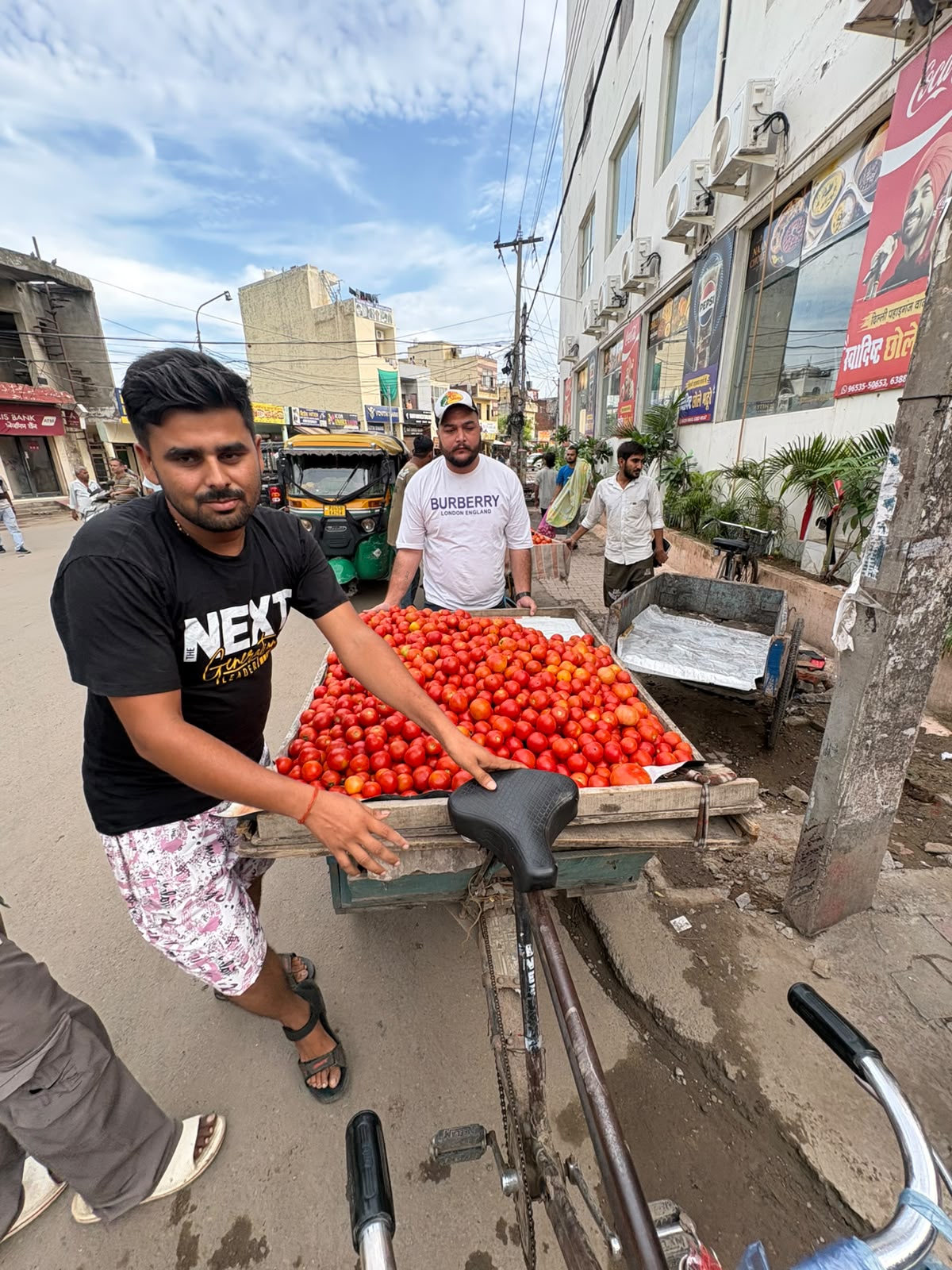 Zirakpur: सड़कें होंगी कब्जामुक्त, जीरकपुर नगर परिषद ने शुरू किया अतिक्रमण हटाओ अभियान