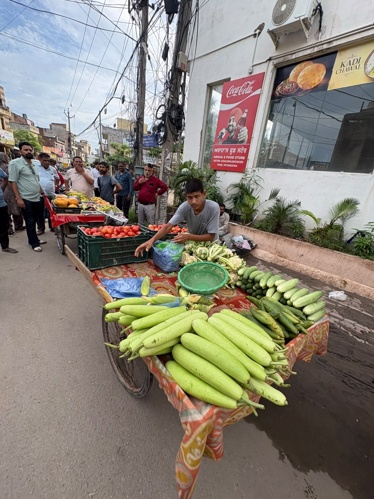 Zirakpur: सड़कें होंगी कब्जामुक्त, जीरकपुर नगर परिषद ने शुरू किया अतिक्रमण हटाओ अभियान
