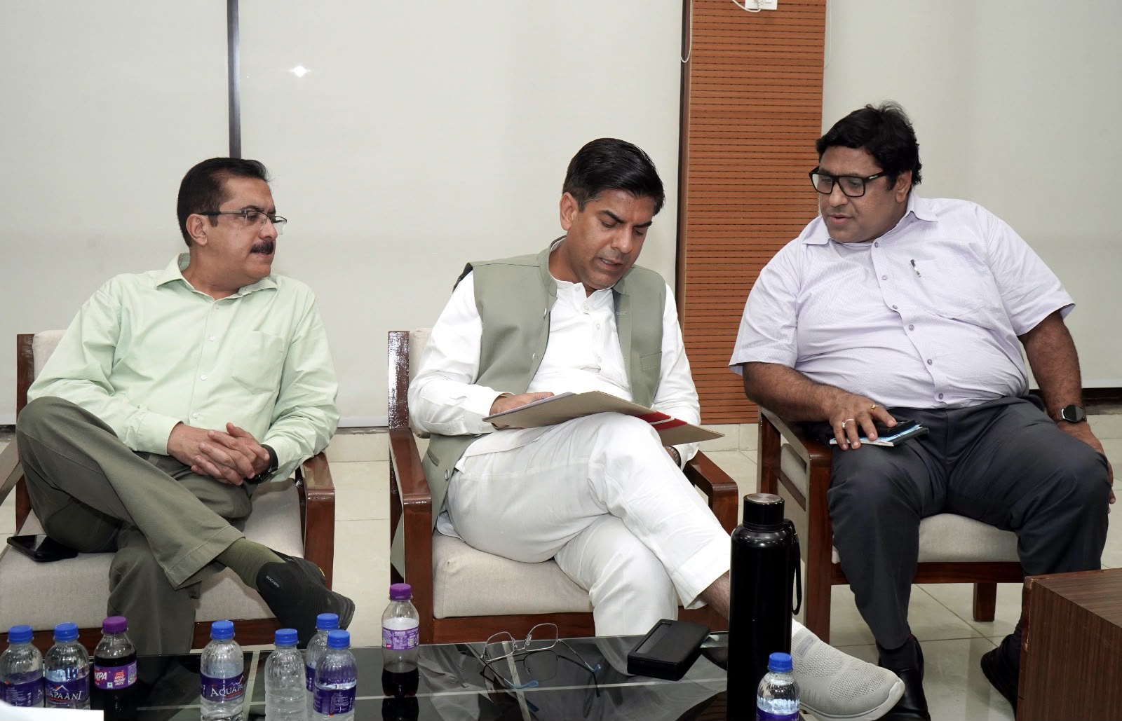 Chandigarh: मेयर सौरभ जोशी ने संभाला मोर्चा, वार्ड-12 के विकास कार्यों का किया निरीक्षण
