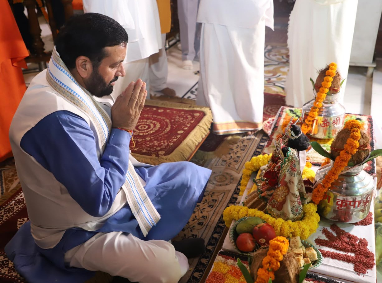Chandigarh: कुरुक्षेत्र से गीता संदेश: सीएम नायब सैनी बोले- संस्कृति और विकास को साथ लेकर आगे बढ़ रहा हरियाणा