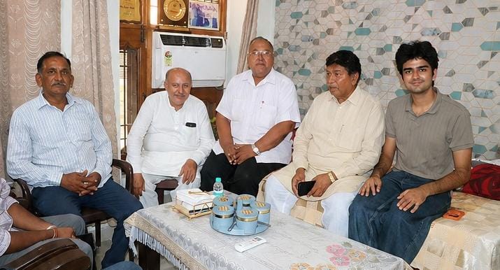 Derabassi: डेराबस्सी में चुनावी मोड में भाजपा, बूथ नेटवर्क मजबूत करने पर जोर, घर-घर संपर्क अभियान तेज करने के निर्देश